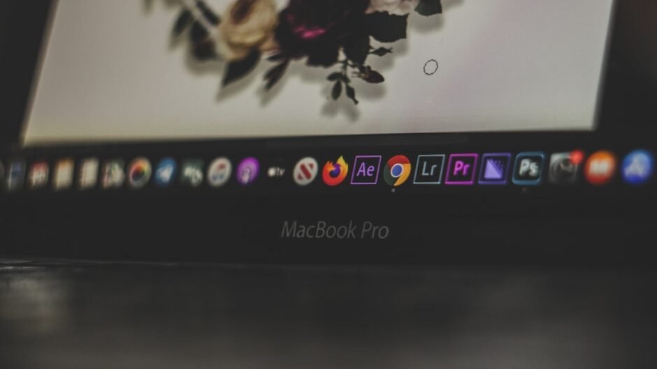 black flat screen computer monitor