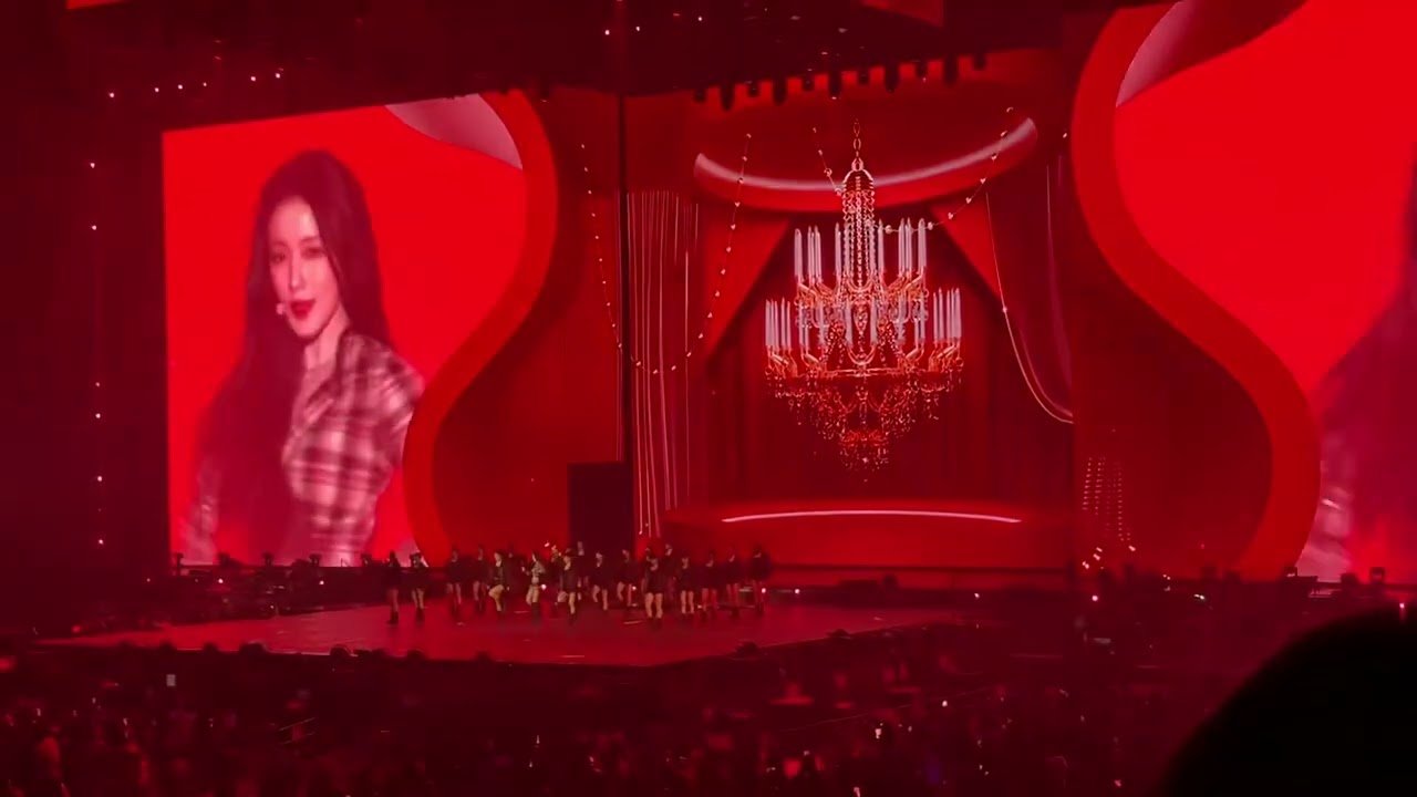 SHUHUA debuts with her first-ever solo song @ i-dle World Tour 'Syncopation' in Seoul [260221] 