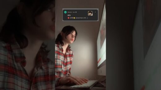 Taehyung Ends his live before we get notification :] #kimtaehyung #bts #btsarmy #weverse