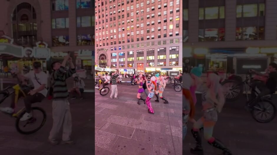 Throw back to the day when we met Yunjin